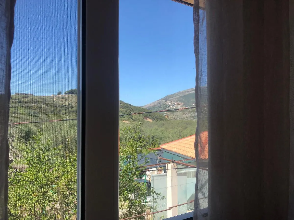 Milos Apartments Himare