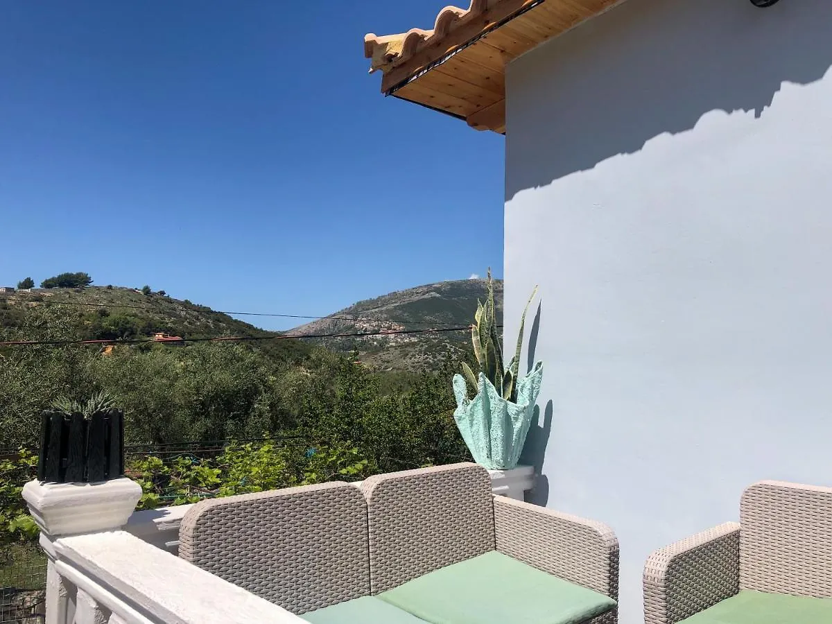 Milos Apartments Himare