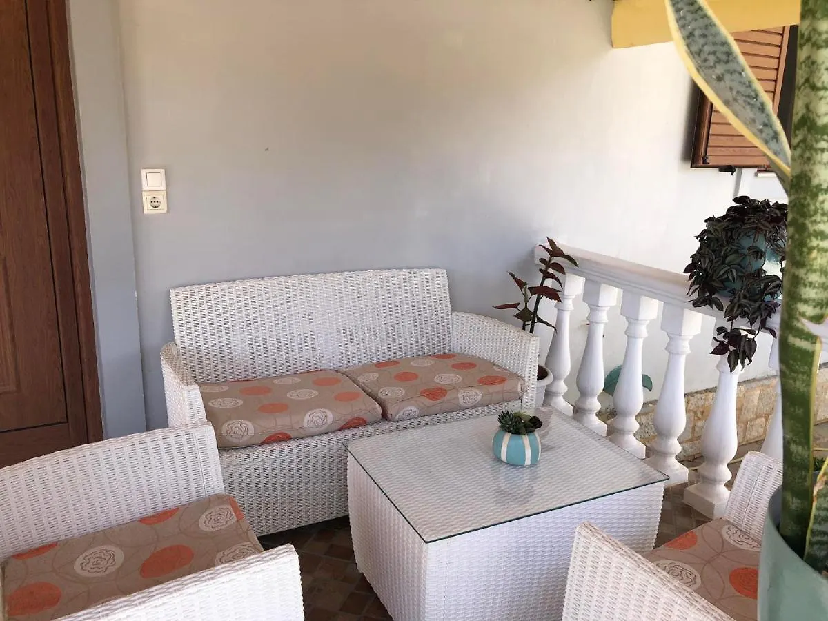 Milos Apartments Himare 0*,  Albania