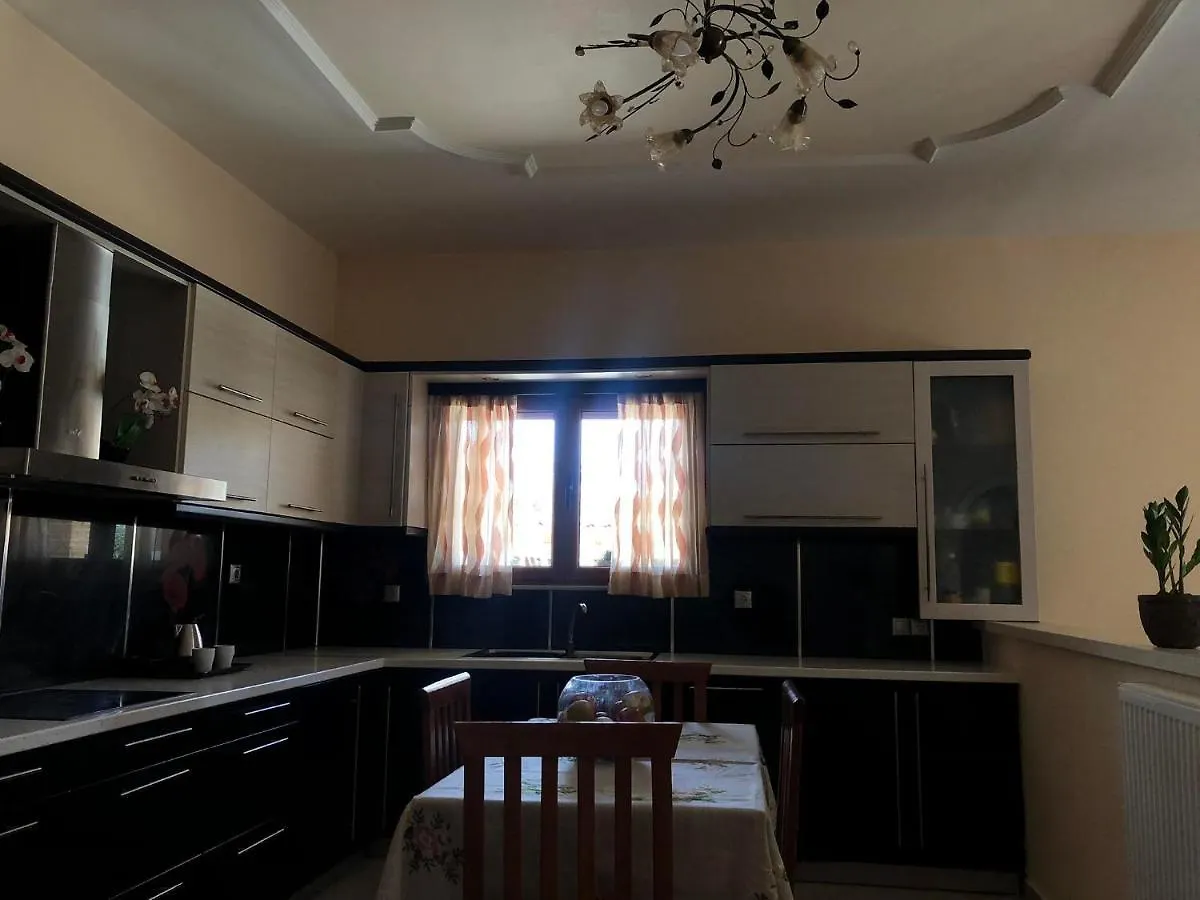 Milos Apartments Himare Albania