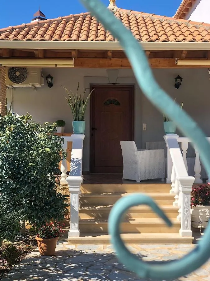 Milos Apartments Himare