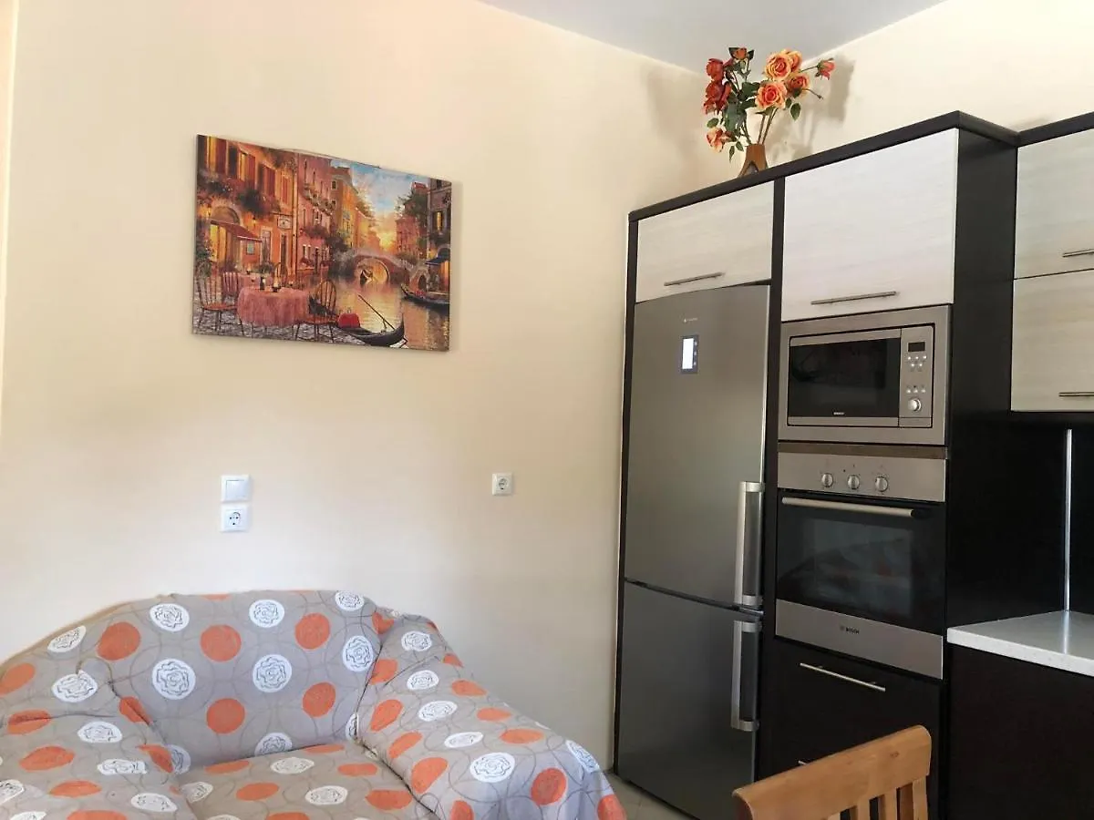 Milos Apartments Himare