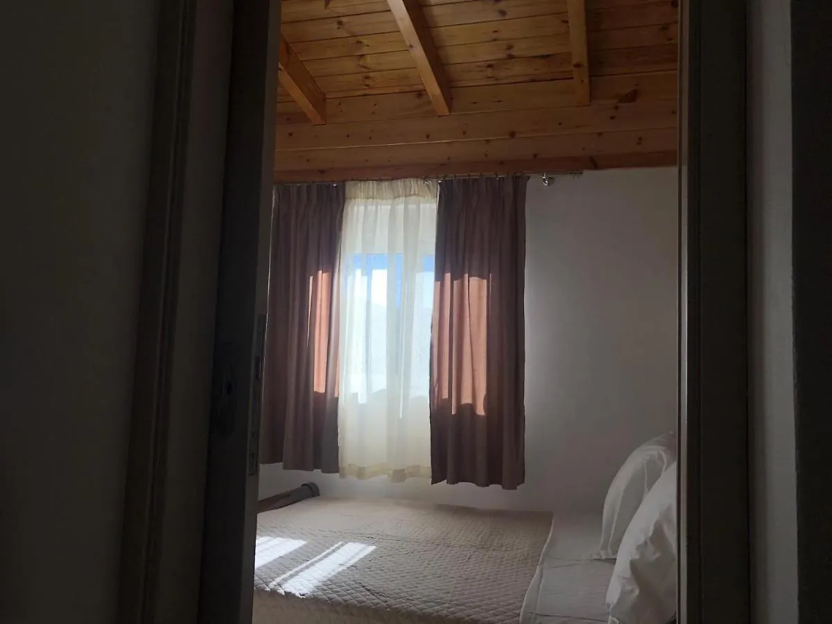 Milos Apartments Himare